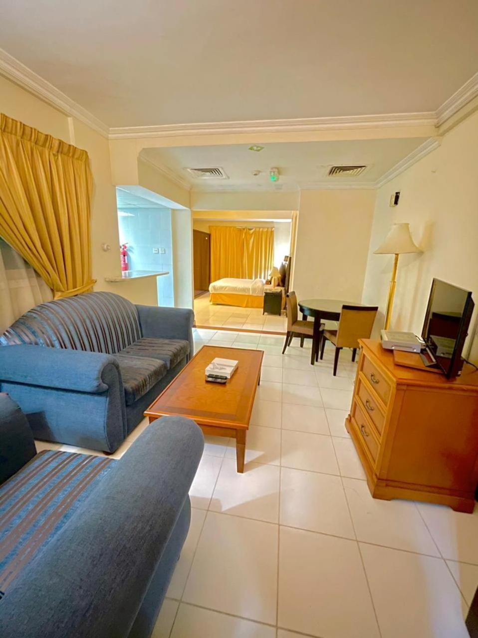Al Nakheel Hotel Apartments Дубай Екстериор снимка