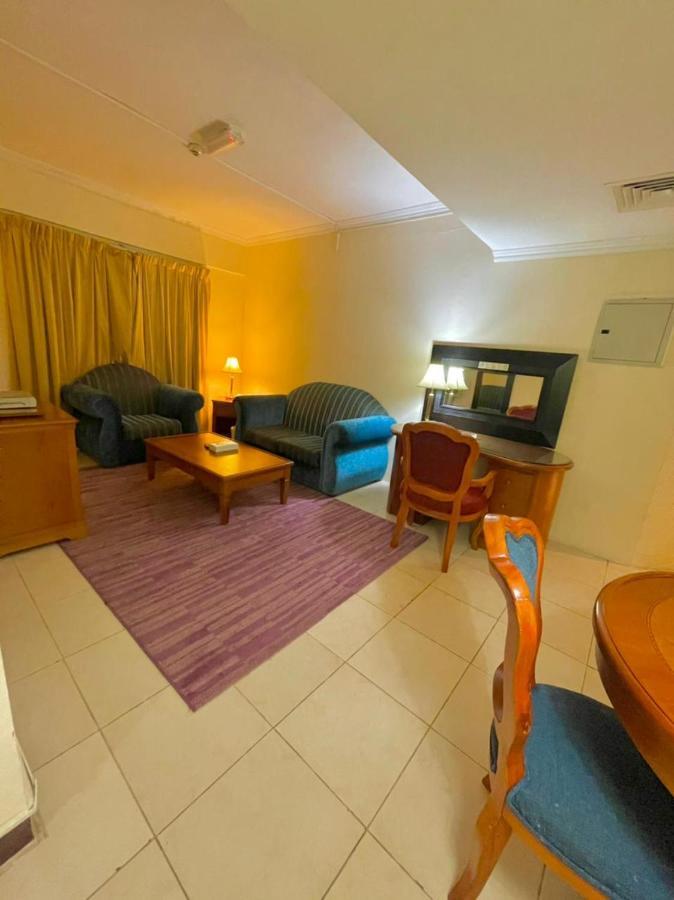 Al Nakheel Hotel Apartments Дубай Екстериор снимка