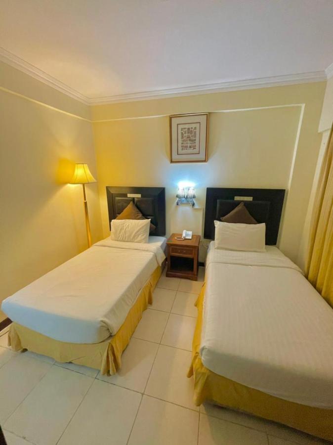 Al Nakheel Hotel Apartments Дубай Екстериор снимка